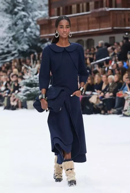 Chanel rend hommage à Lagerfeld pour l'automne 2019