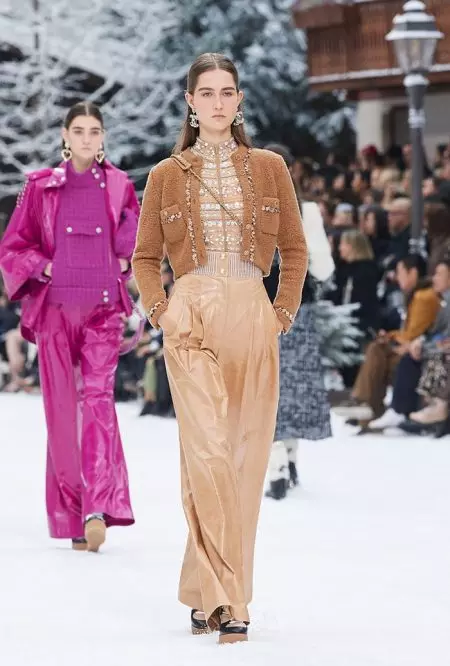 Chanel rend hommage à Lagerfeld pour l'automne 2019