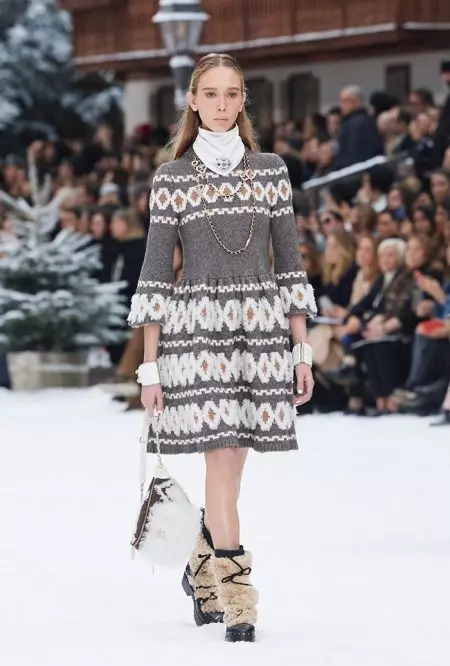 Chanel rend hommage à Lagerfeld pour l'automne 2019