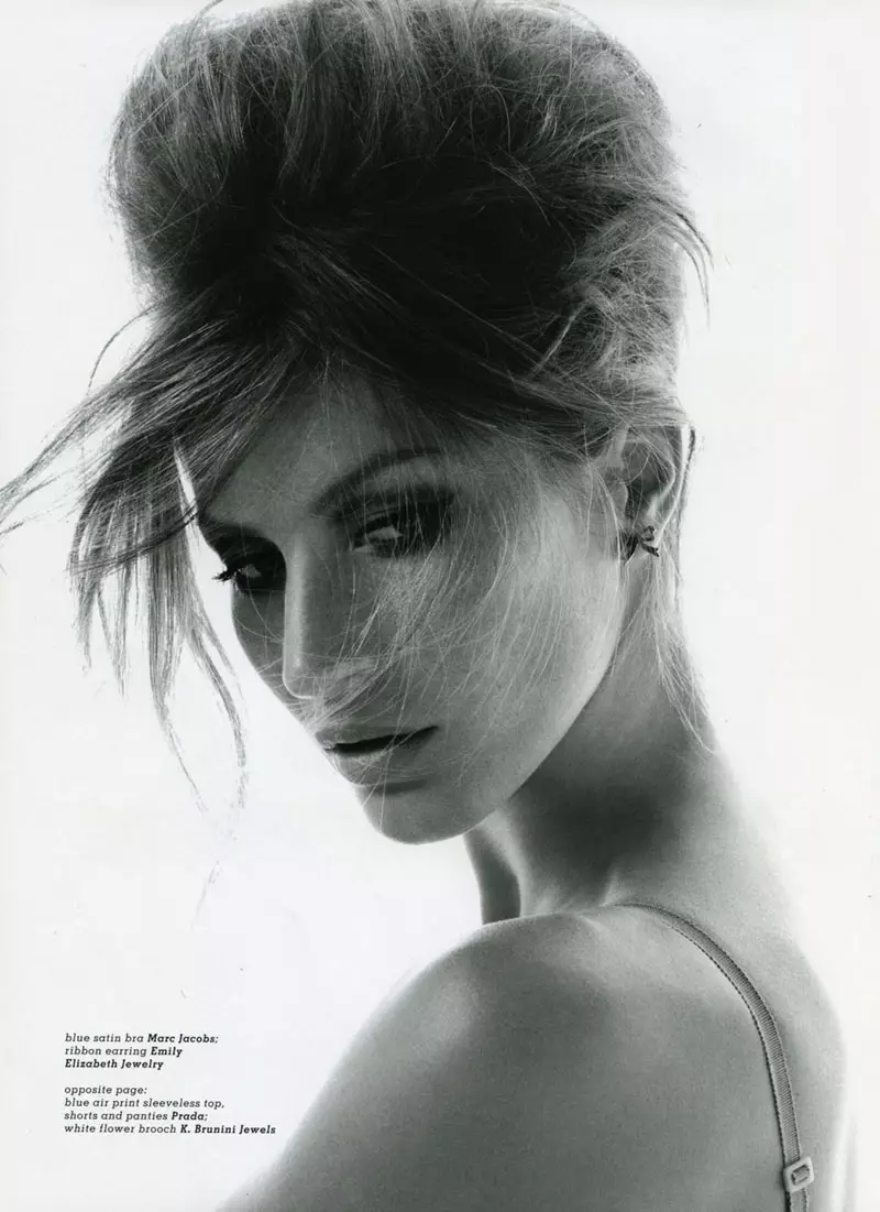 Gisele Bundchen ho an'ny Muse Summer 2010 nataon'i Nino Muñoz