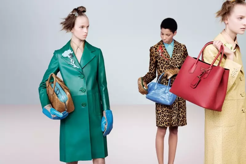 Prada 2015 Aŭtuno / Vintra Anonco-Kampanjo Fotoj