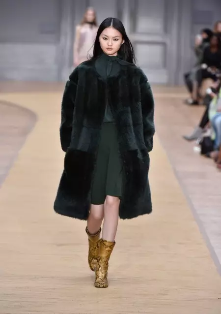 Chloe Fall 2016 | Paris Fashion Week