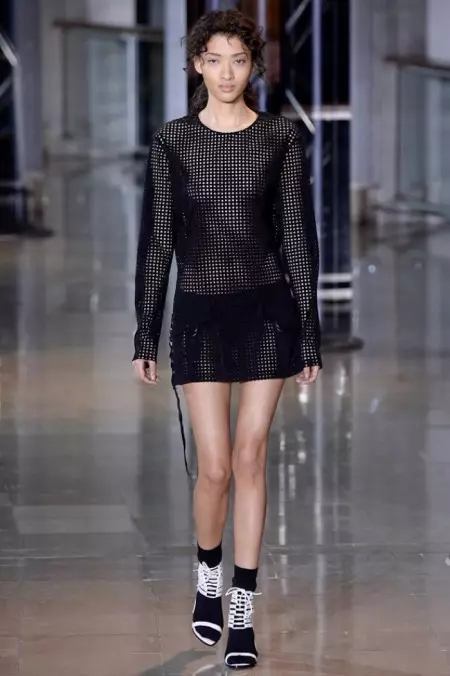 Anthony Vaccarello Fall 2016 | Paris Fashion Week