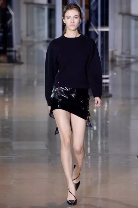 Anthony Vaccarello Fall 2016 | Paris Fashion Week