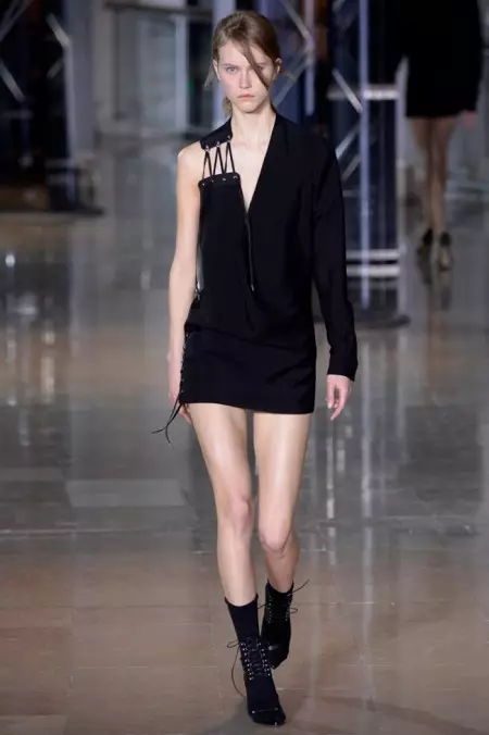 Anthony Vaccarello Fall 2016 | ပဲရစ်ဖက်ရှင်ရက်သတ္တပတ်