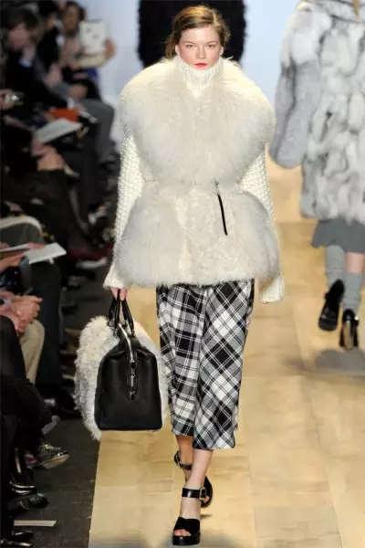 Michael Kors Fall 2012 | Izu Ejiji New York