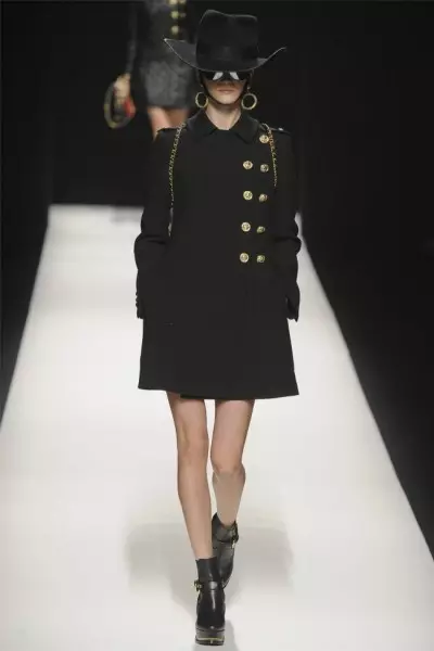 Moschino Outono 2012 | Semana de Moda de Milão