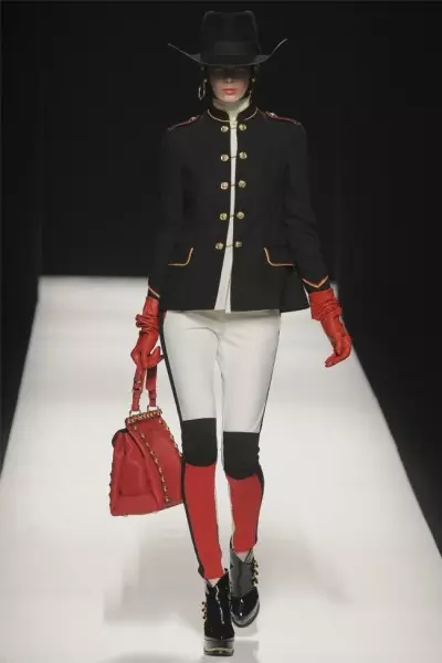 Moschino Fall 2012 | Милан мода атналыгы