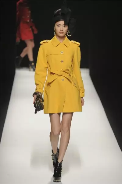 Moschino jesen 2012 | Teden mode v Milanu