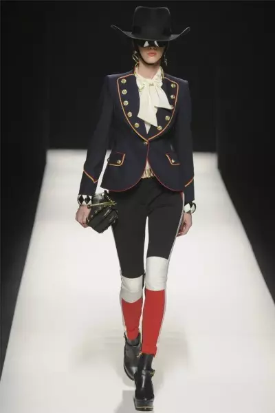 Moschino toamna 2012 | Săptămâna Modei de la Milano