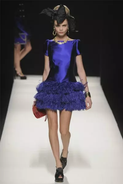 Moschino есен 2012 | Седмица на модата в Милано