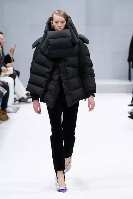 Balenciaga mùa thu 2016 | Tuần lễ thời trang Paris