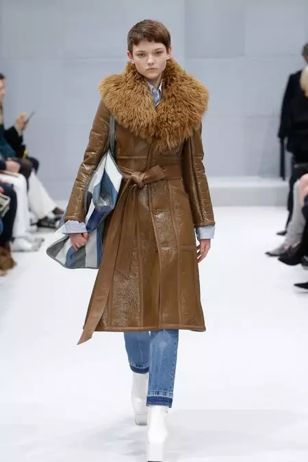 Balenciaga Fall 2016 | Wiki ya Mitindo ya Paris