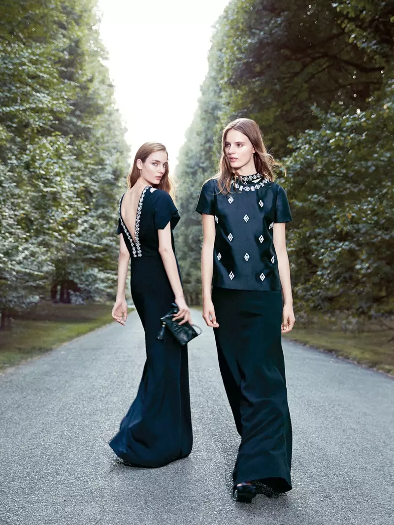 Zuzanna Bijoch, Tilda Lindstam & Laura Kampman kwa Kampeni ya Likizo ya Tory Burch 2013