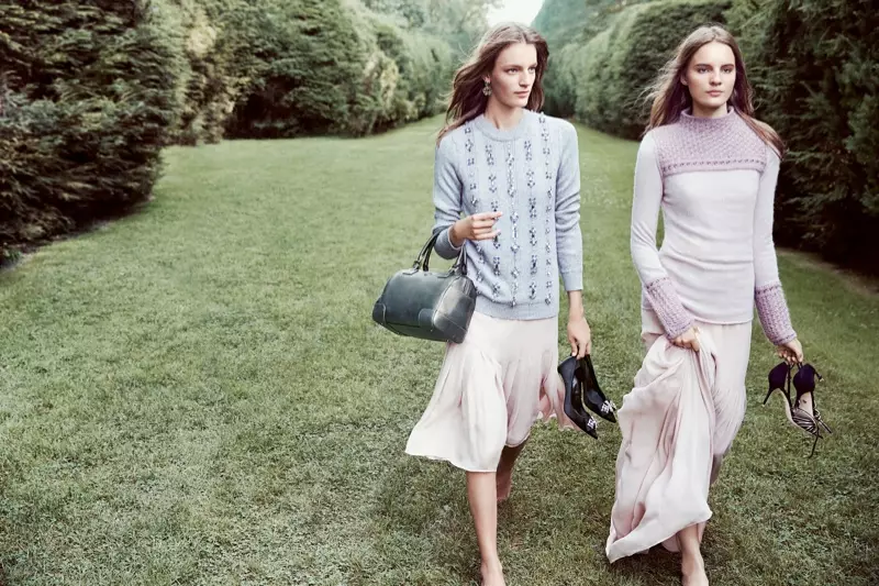 Zuzanna Bijoch, Tilda Lindstam & Laura Kampman rau Tory Burch Nyiaj so koobtsheej 2013 Kev Sib Tw