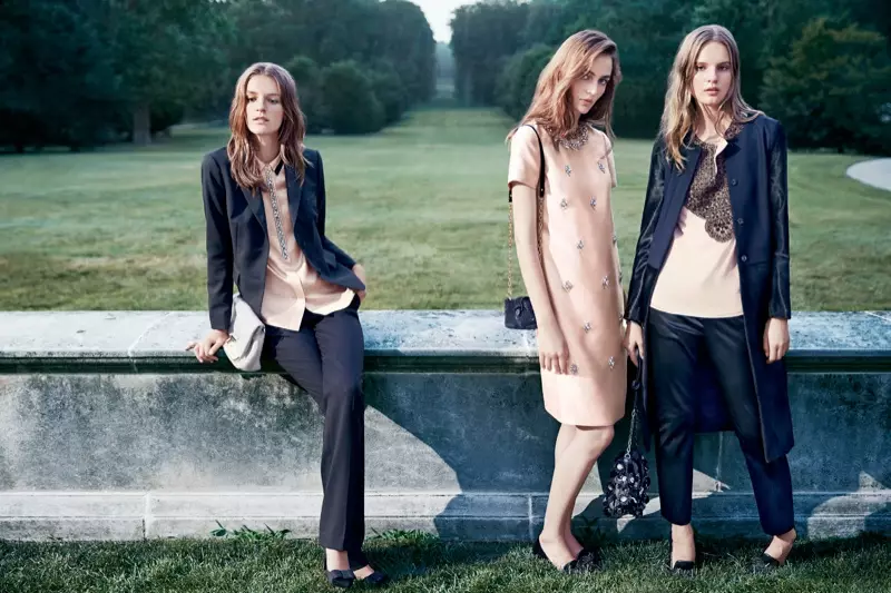 Zuzanna Bijoch, Tilda Lindstam & Laura Kampman bakeng sa Letšolo la Tory Burch Holiday 2013