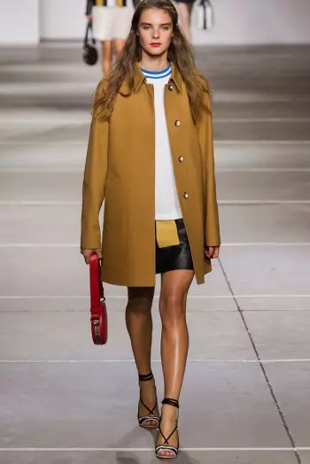 Topshop Unique Menjadi Sporty untuk Musim Bunga 2015