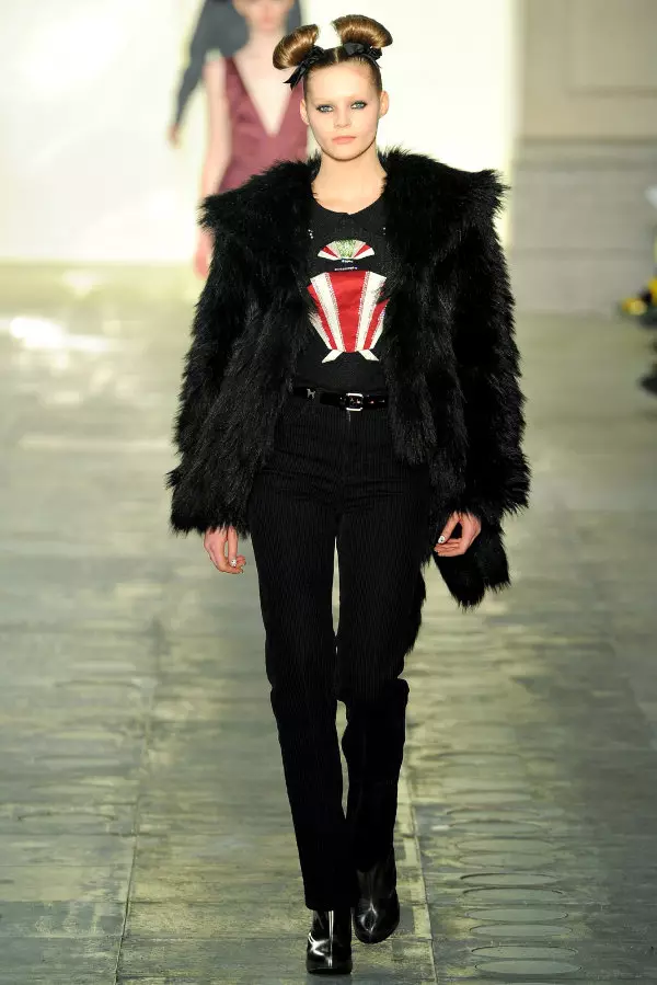 Topshop Unique Fall 2011 | لوندون مودا كىيىم ھەپتىلىكى