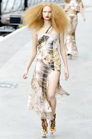 Topshop Unique Spring 2011 | ලන්ඩන් විලාසිතා සතිය