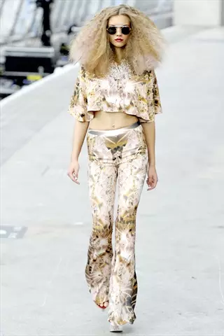 Topshop Unique Spring 2011 | ලන්ඩන් විලාසිතා සතිය