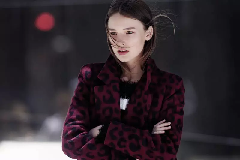 Gabby Dover، Seon Hwang + Maddison Brown Front Cue Winter 2014 مهم