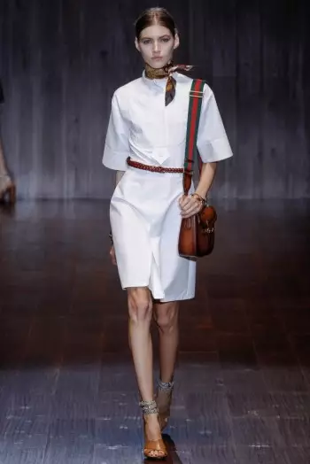 Gucci 2015-nji ýylyň bahary üçin 70-nji ýyllara gaýdyp gelýär