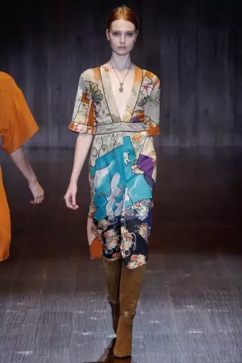 Gucci 2015-nji ýylyň bahary üçin 70-nji ýyllara gaýdyp gelýär