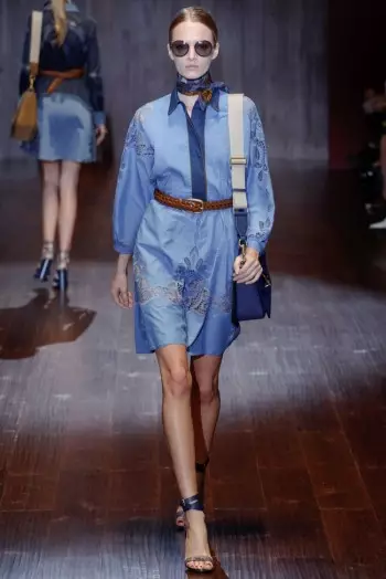 Gucci revient dans les années 70 pour le printemps 2015