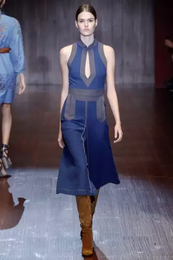 Ang Gucci Mibalik sa 70s alang sa Spring 2015