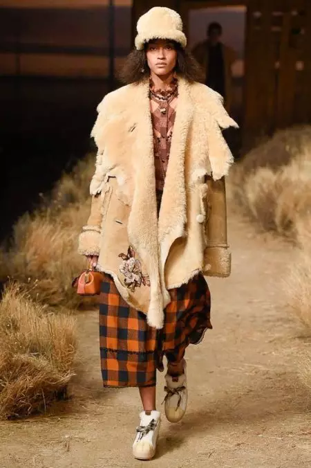 Coach Goes Prairie Chic ndi Fall 2017 Collection