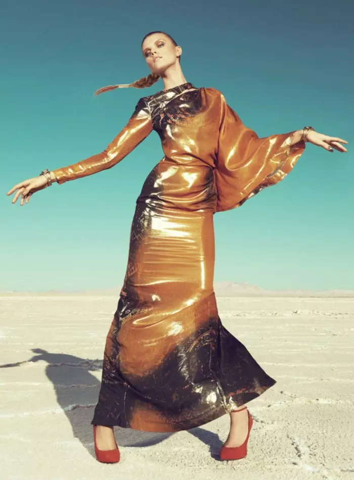 Maryna Linchuk de Paola Kudacki para Harper's Bazaar US setembro de 2011