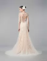 Elegant Carolina Herrera Bridal Fall 2015 විවාහ පෙනුම