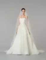 Elegantní svatební vzhled Carolina Herrera na podzim 2015