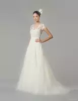 Kelihatan Perkahwinan Elegan Carolina Herrera Musim Gugur Pengantin 2015