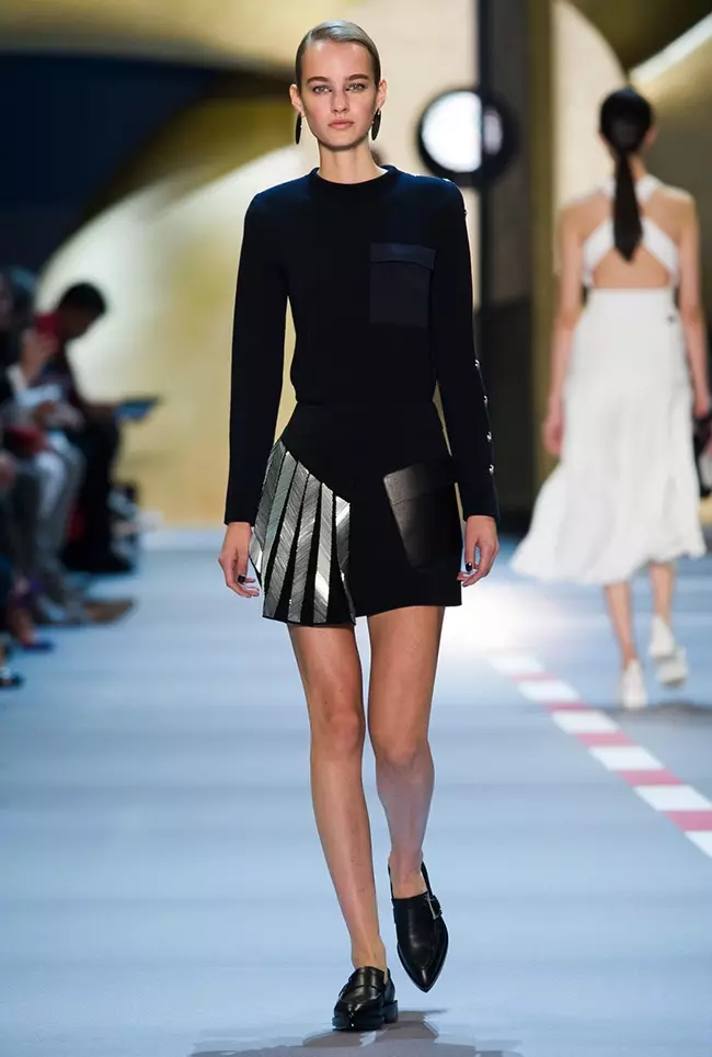 Mugler Spring 2016 | Париж мода жумалыгы