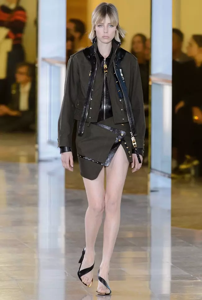 Anthony Vaccarello Primavera 2016 | Semana da moda de París