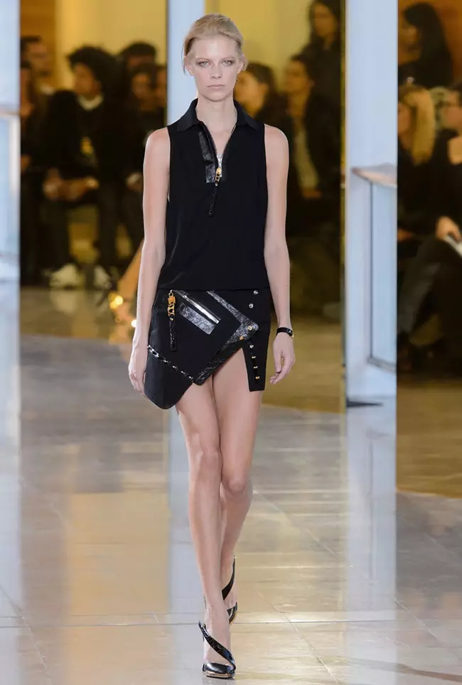 Anthony Vaccarello Frühjahr 2016 | Pariser Modewoche