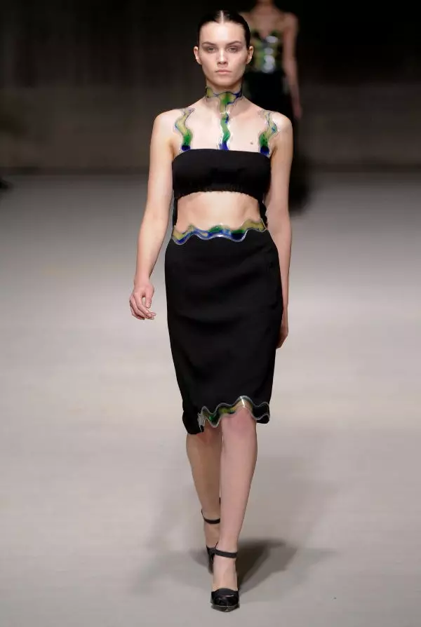 Christopher Kane Fall 2011 | Todobaadka Fashion-ka London