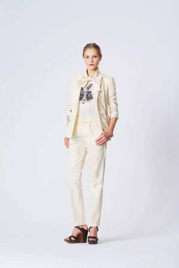 Lihat oleh Chloe Summer 2011 Collection