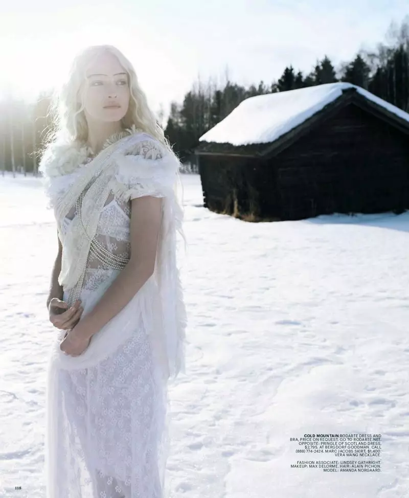 U-Amanda Norgaard ka-Sanchez no-Mongiello ku-Winter Sonata | New York Times Style Winter 2010