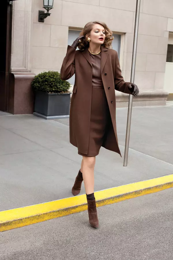 Eniko Mihalik pa Max Farago pou Bergdorf Goodman Pre-Fall 2011