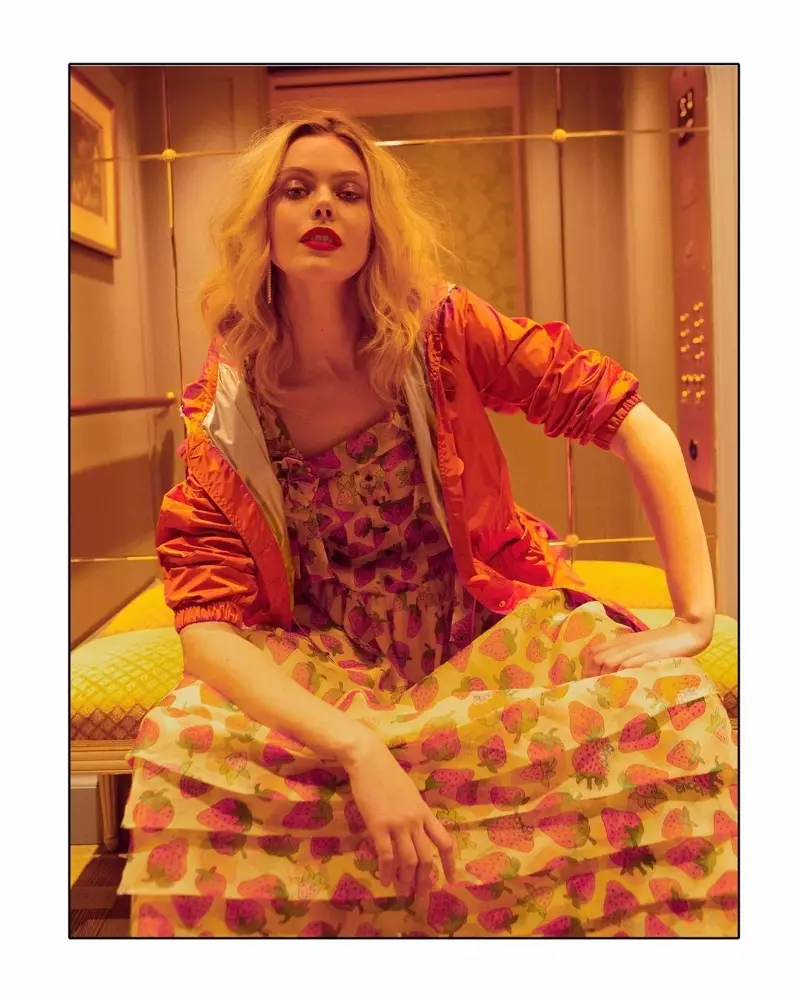 Frida Gustavsson pozează la Ritz Paris pentru Marie Claire Rusia