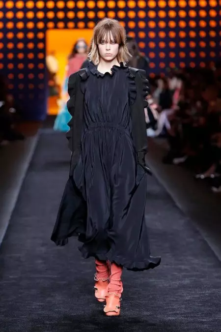 Fendi Fall 2016 | Wiki ya Mitindo ya Milan