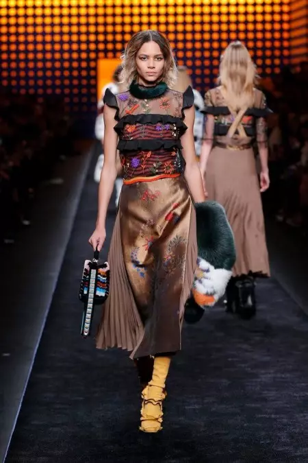 Fendi Sonbahar 2016 | Milano Moda Haftası