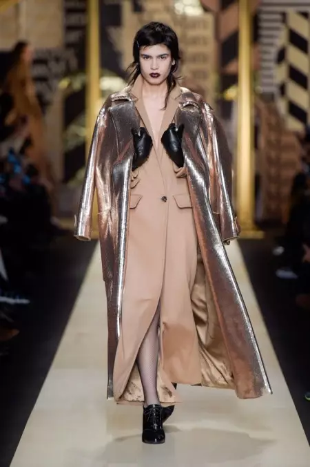 Max Mara Fall 2016 | Beke ea feshene ea Milan