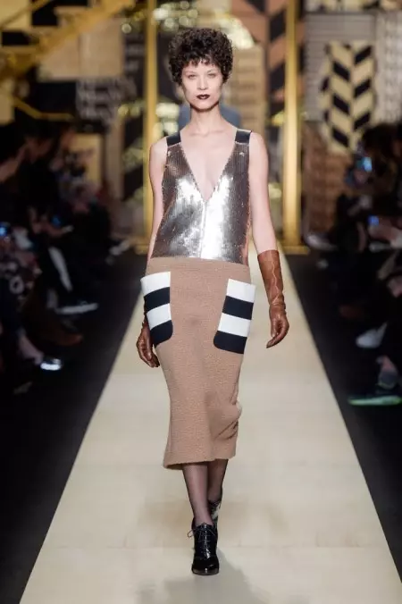 Max Mara Aŭtuno 2016 | Milana Modsemajno