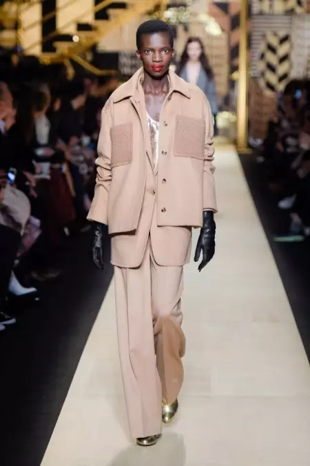 Max Mara Caij Nplooj Hlav 2016 | Milan Fashion Week