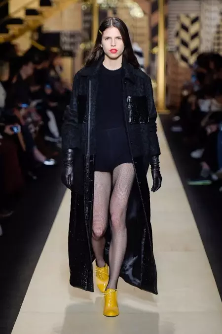 Max Mara Musim Gugur 2016 | Pekan Mode Milan