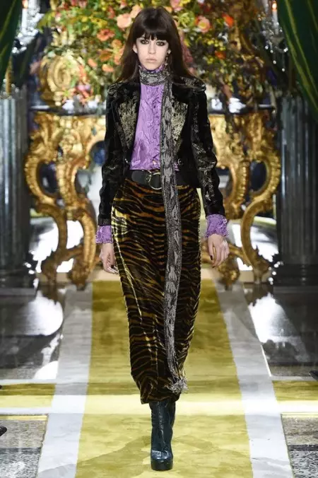 Roberto Cavalli ฤดูใบไม้ร่วง 2016 | มิลานแฟชั่นวีค