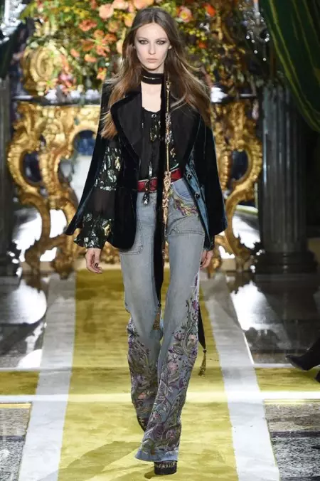 Roberto Cavalli Caij nplooj zeeg 2016 | Milan Fashion Week